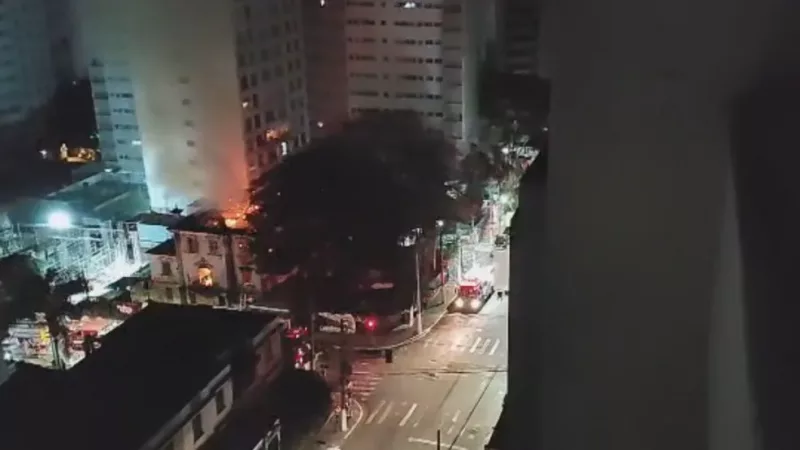 Incêndio em Perdizes, zona Oeste de SP