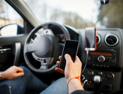 UBER É CONDENADA A PAGAR 1 BILHÃO DE REAIS E OBEDECER CLT